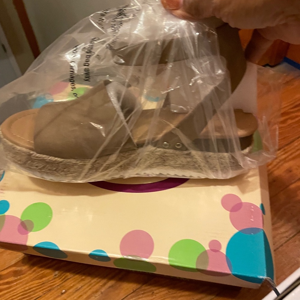Size 9 sandals